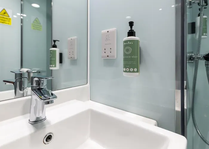 Easyhotel Cardiff